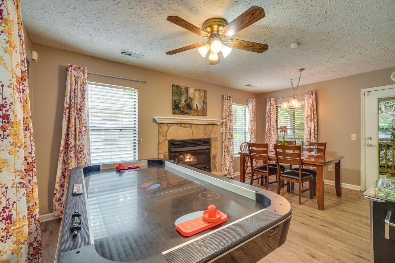 Gatlinburg Vacation Rental Balcony With Hot Tub! Exterior foto